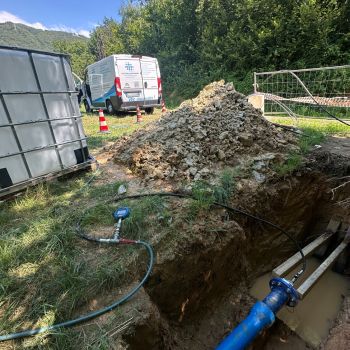 Rocca Canavese (TO) &ndash; Acquedotto - intervento di ricerca perdite con gas traccianti su 4 chilometri circa di rete - ghisa dn 100/80 mm.